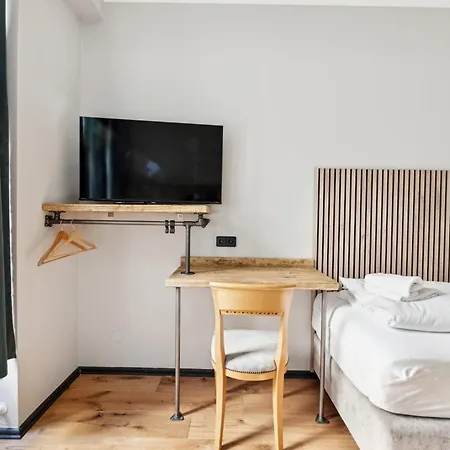 Hotel Comenius Berlin Exterior photo